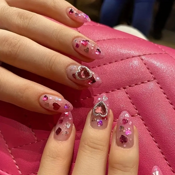 Valentine's Day Press-On Fake Nails 💅 Medium with Free Super-Strong Glue - Picture 2 of 10